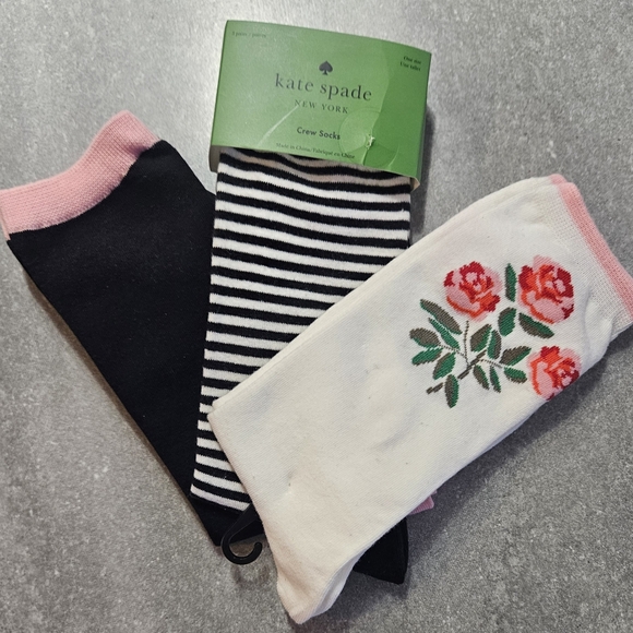Kate Spade Crew Socks 3 Pairs shoe size 4-10 - Picture 1 of 7